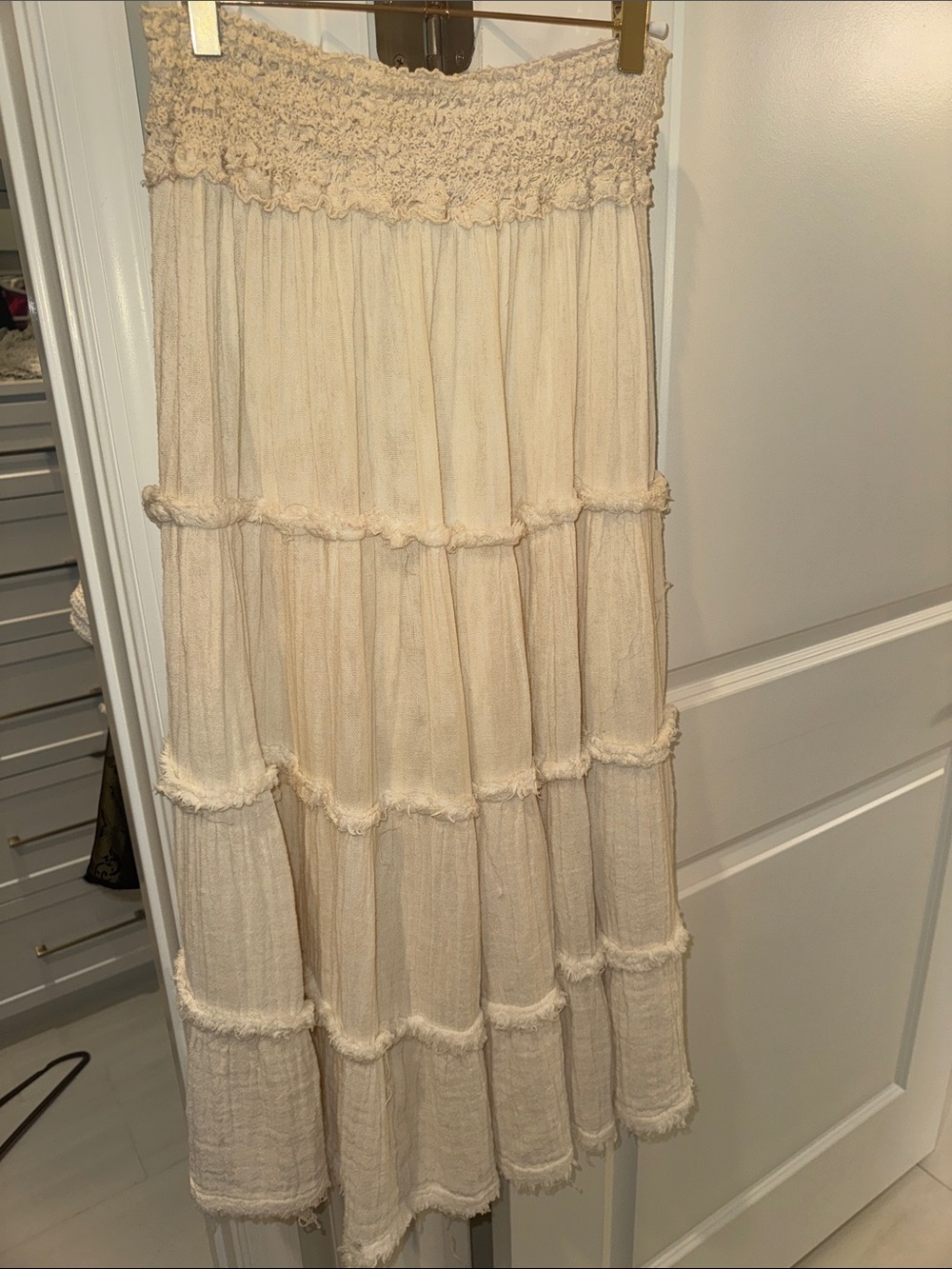 Jen’s Pirate Booty Cream Circle Skirt Sz M/L